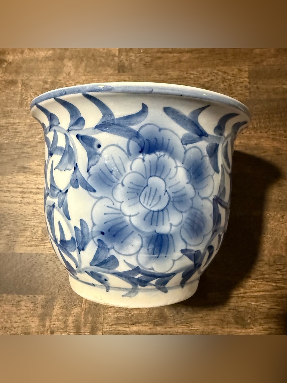 Antique Chinese fishbowl planter Blue White Chinoserie Jardeniere
